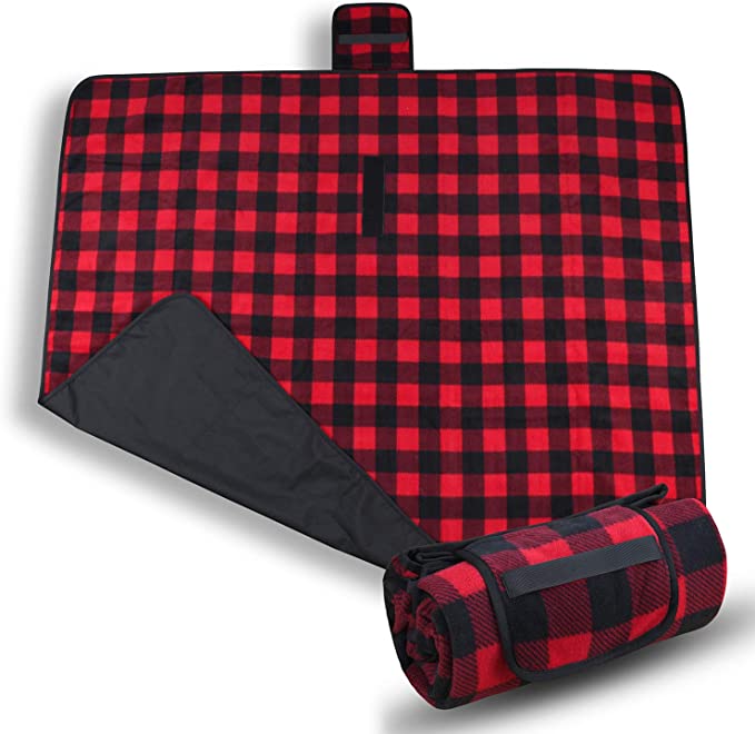 What makes a good picnic blanket We have the answers you re looking for KAMUI