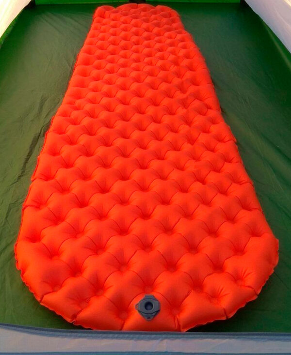 Features and Best Uses Air vs Self Inflating Sleeping Pad for your