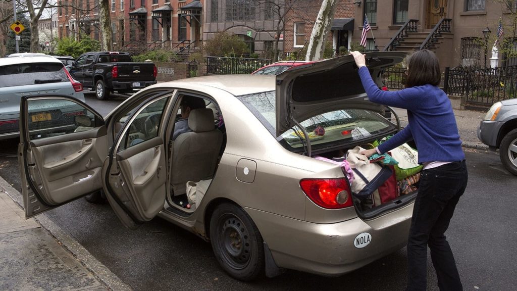 packing in sedan