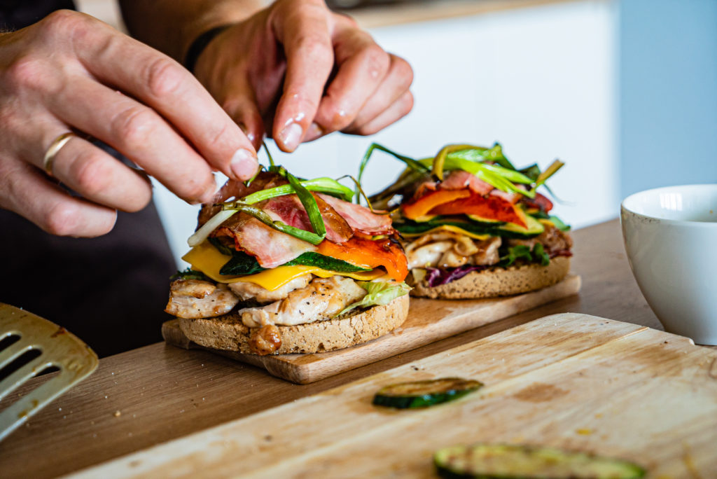 How To Pull Off A Perfect Picnic At Home 