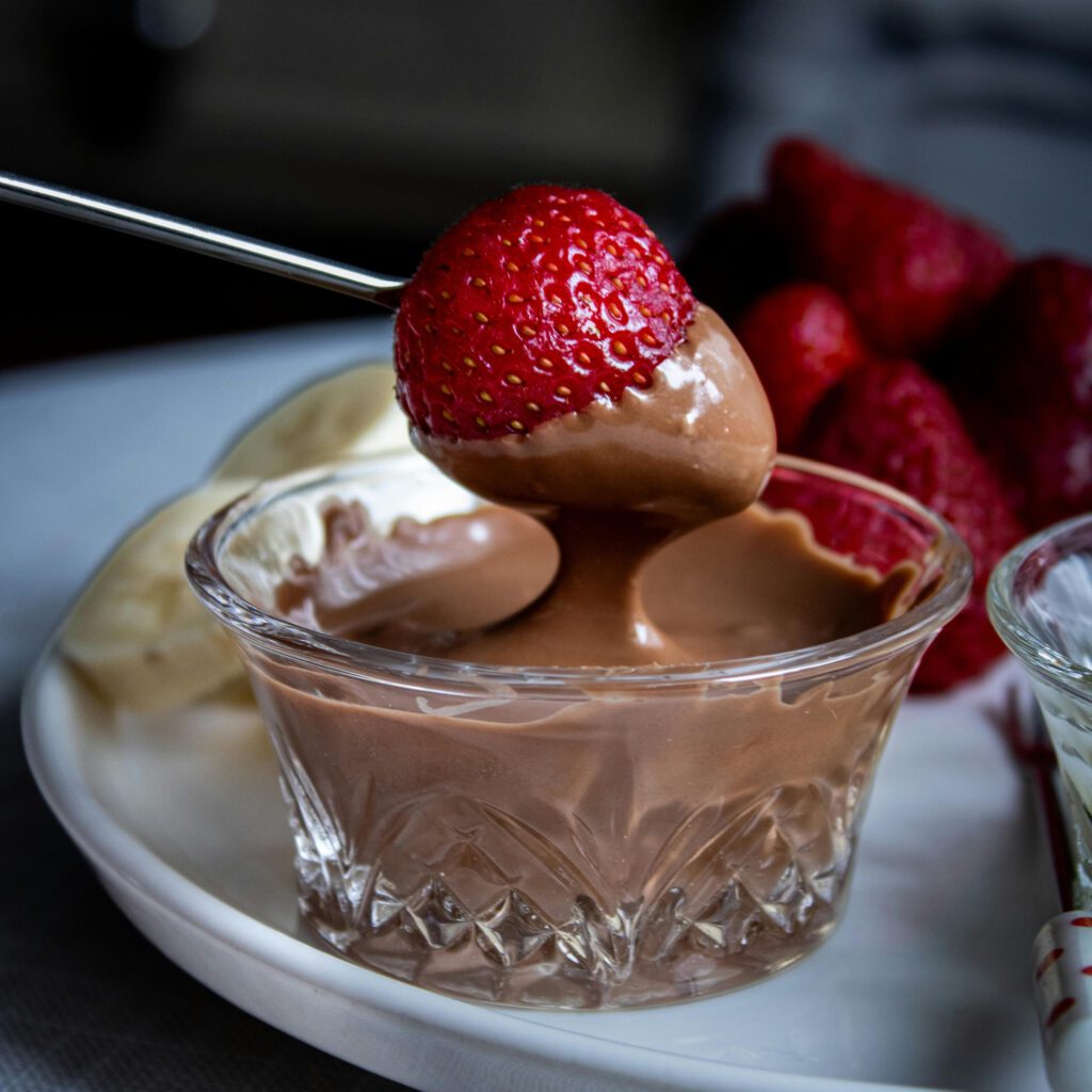 chocolate-dipped strawberries